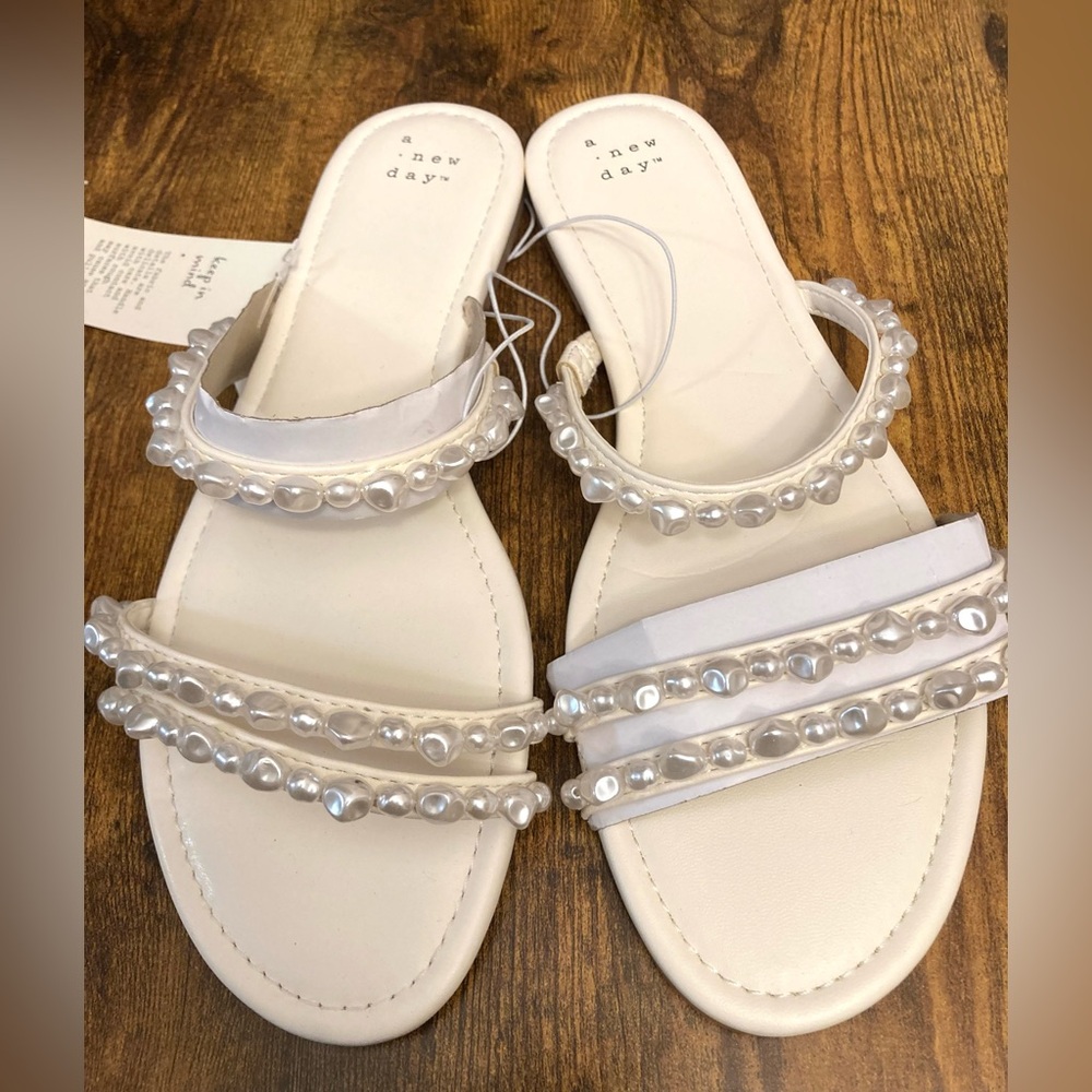 Women's Aida Strappy Sandals - a New Day™ Ivory Size 9.5 new